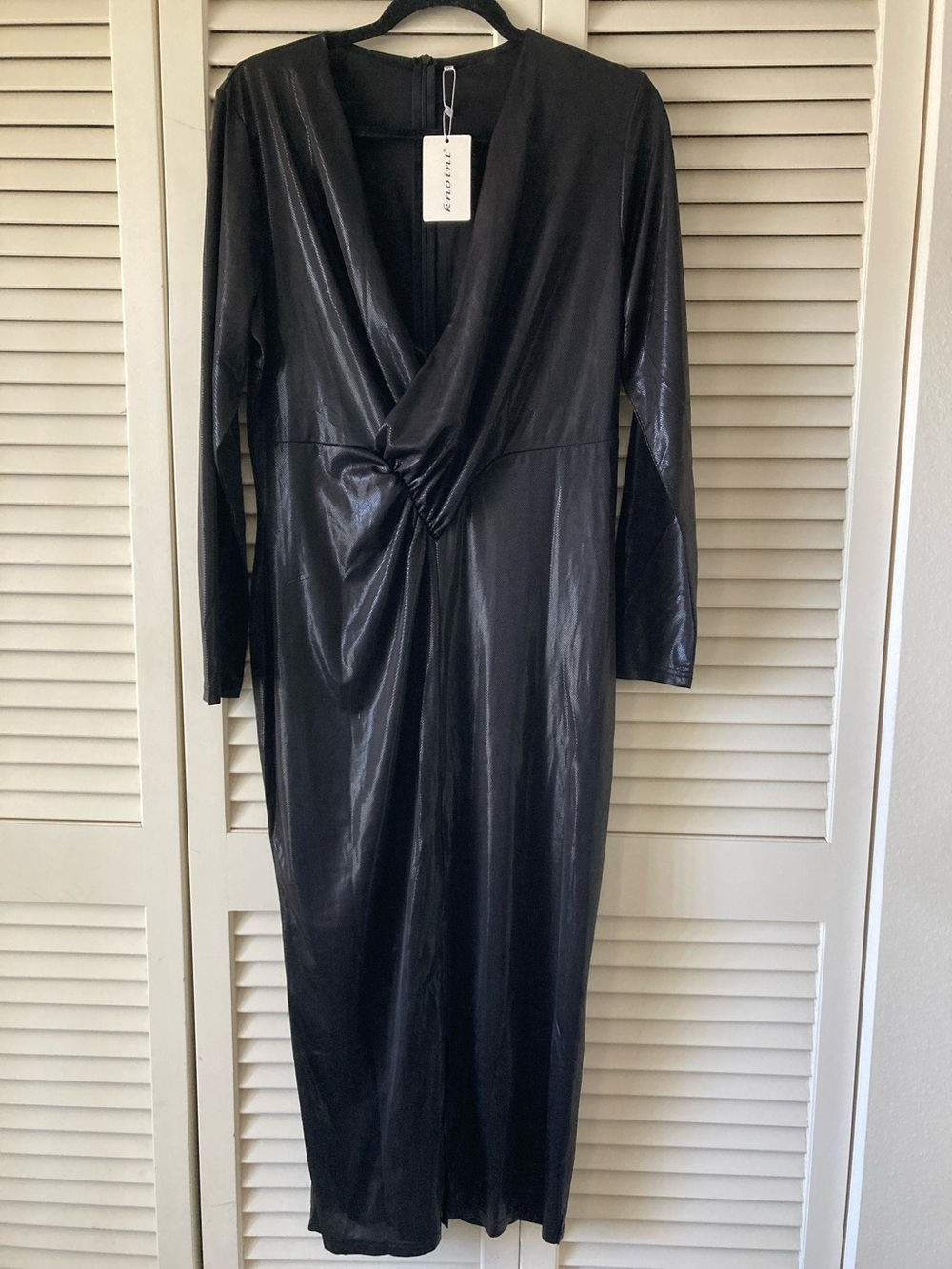 Black NWT Sheen Long Sleeve Twist Front Midi Dress Sz L/XL 🖤